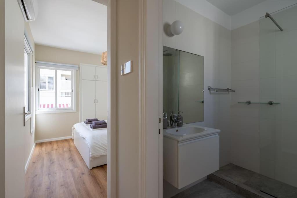 Cozy Nerina Cottage At Harbour Paphos Bagian luar foto
